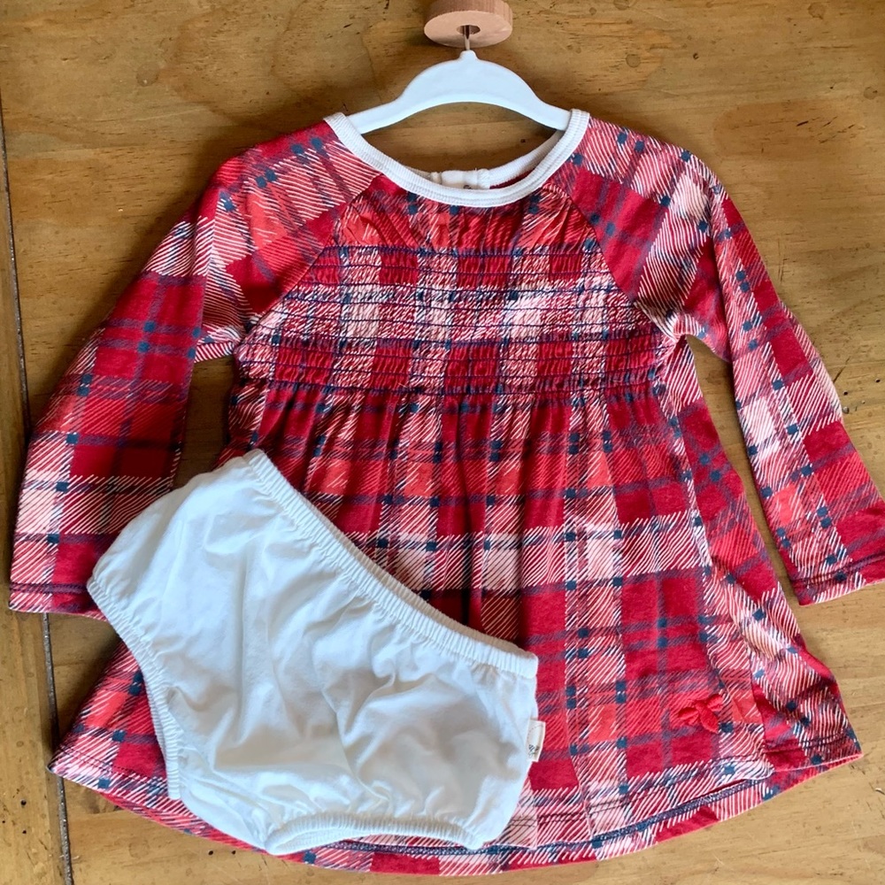 NWOT Burts Bees organic cotton plaid dress and bloomer set. 6-9 mo.